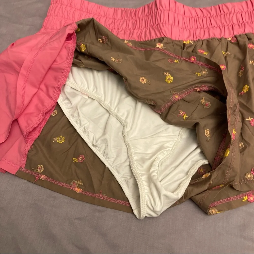 Free People Get Your Flirt On Embroidered Shorts Brown Pink Floral XL NWT - Picture 5 of 11